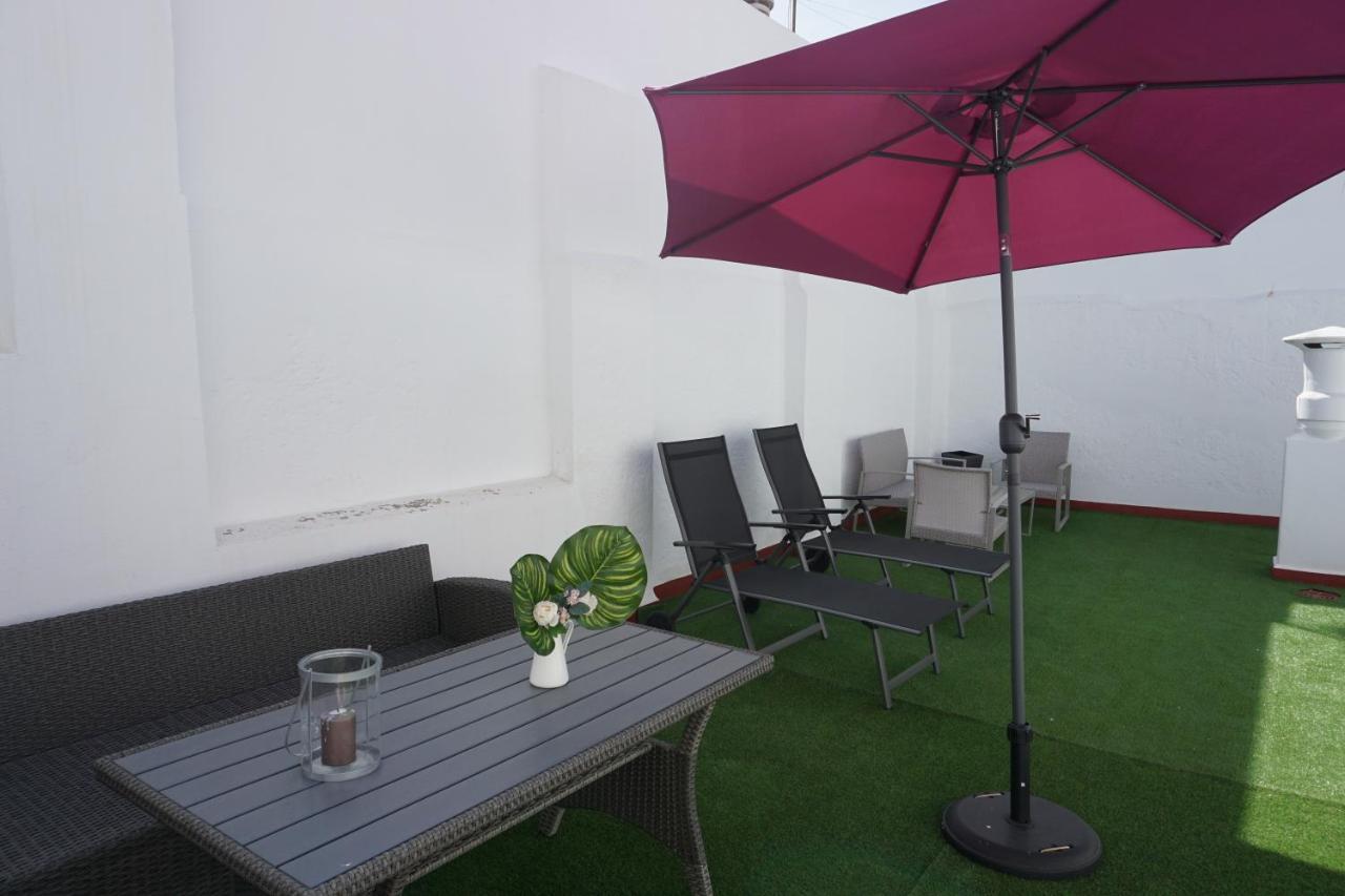 Apartamentos Mediterranea Centro Малага Экстерьер фото