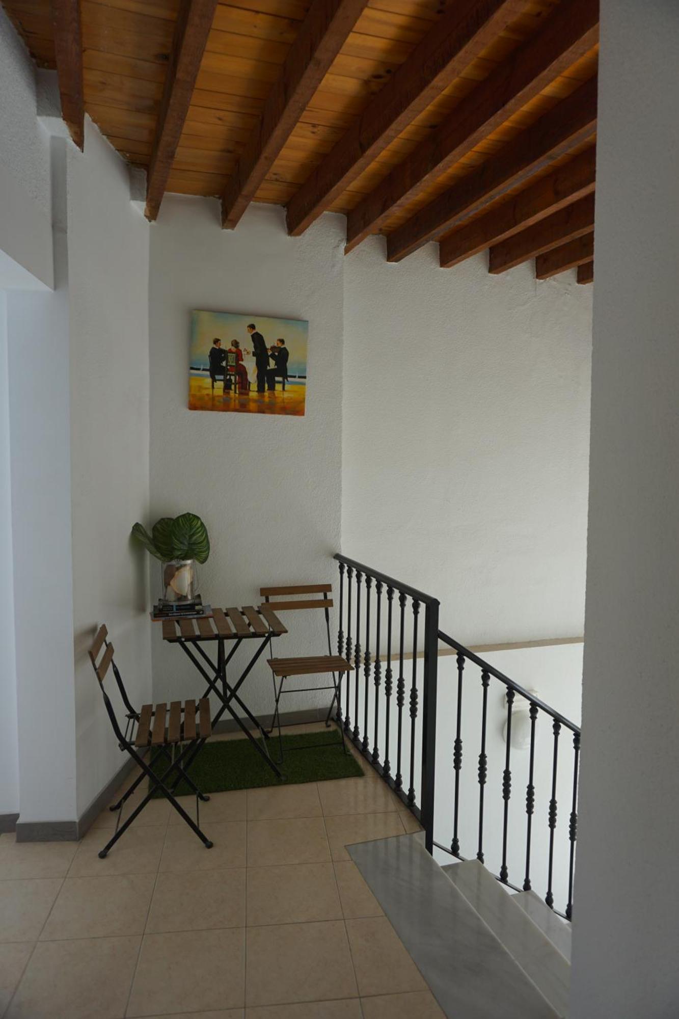 Apartamentos Mediterranea Centro Малага Экстерьер фото