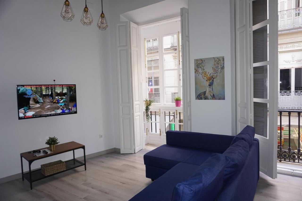 Apartamentos Mediterranea Centro Малага Экстерьер фото