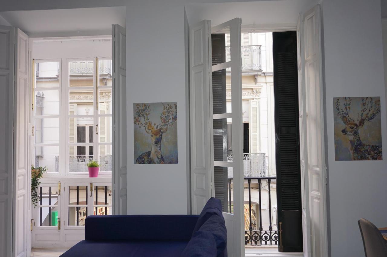 Apartamentos Mediterranea Centro Малага Экстерьер фото