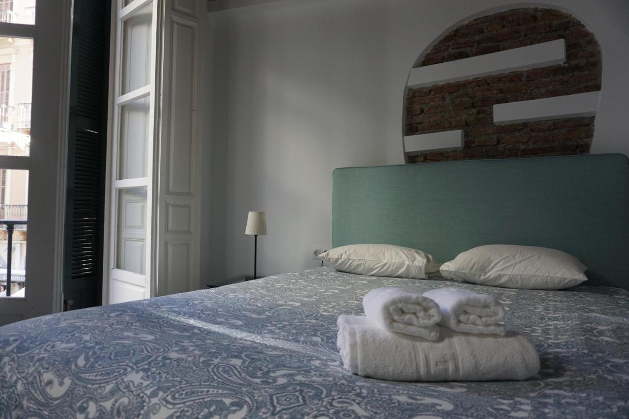 Apartamentos Mediterranea Centro Малага Экстерьер фото
