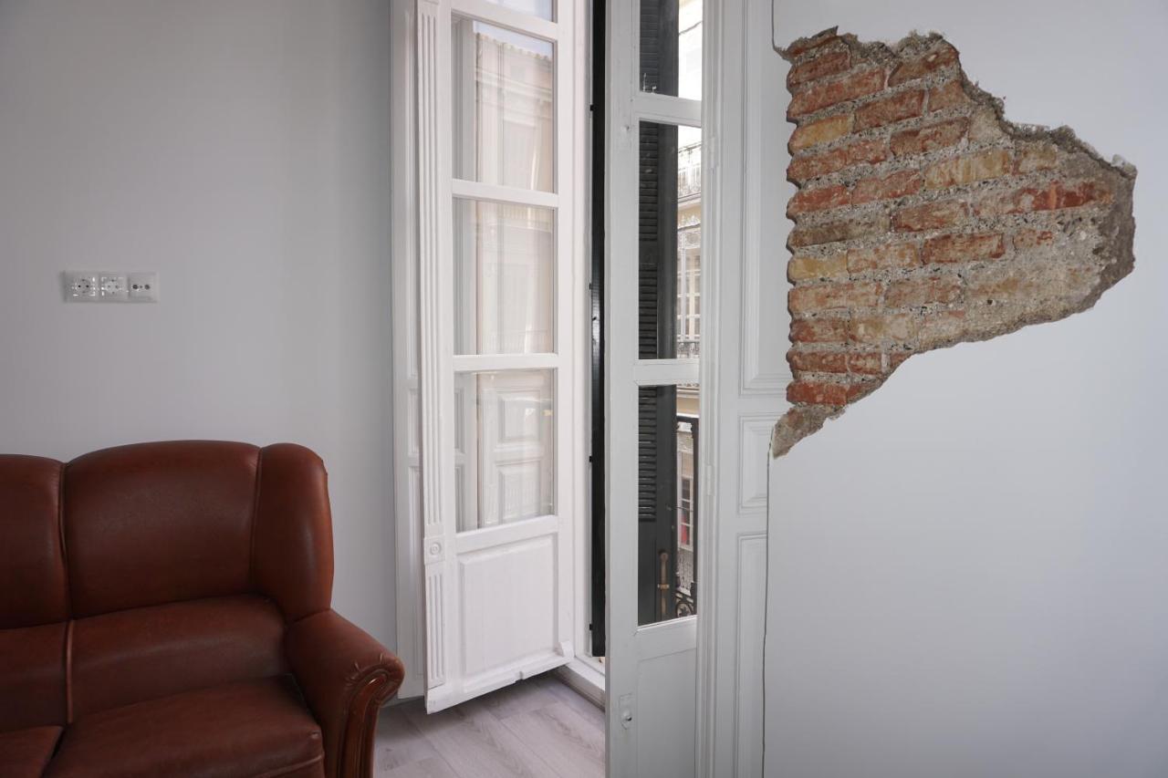 Apartamentos Mediterranea Centro Малага Экстерьер фото