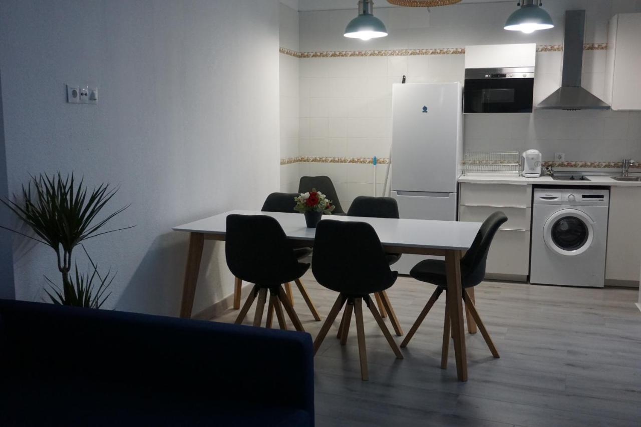 Apartamentos Mediterranea Centro Малага Экстерьер фото