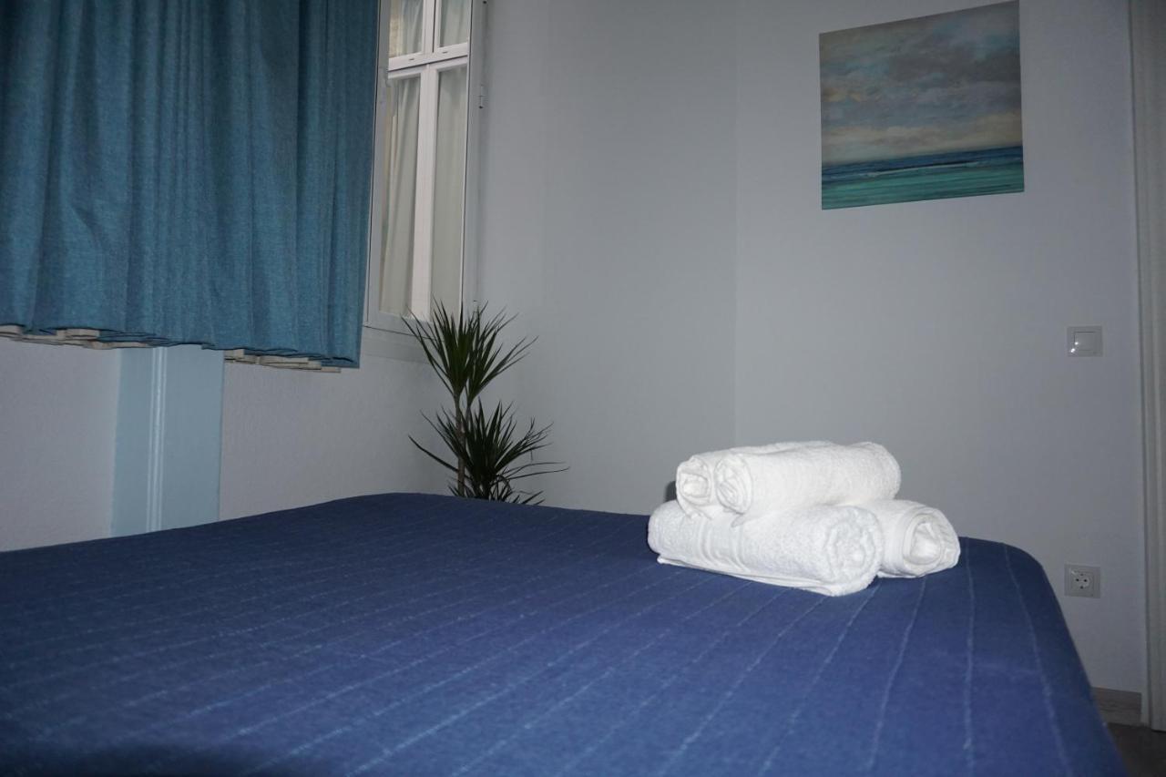 Apartamentos Mediterranea Centro Малага Экстерьер фото